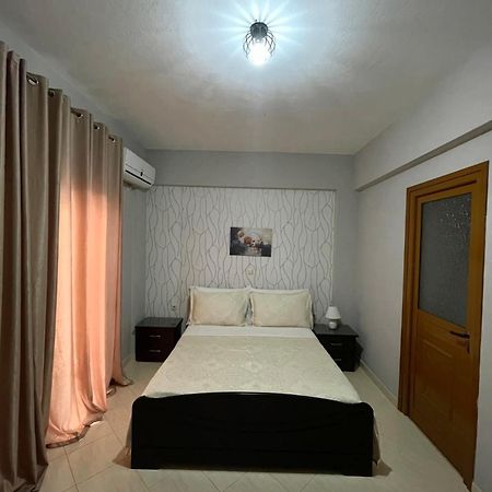 Imperial Apartments Εξαμίλιο Εξωτερικό φωτογραφία